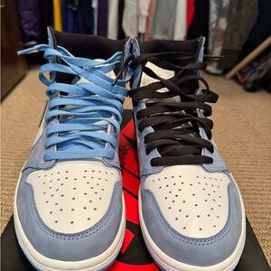 Nike Air Jordan 1 High OG in Blue and Black
